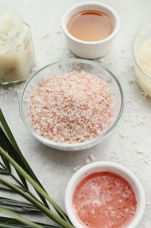 pink-salt-bowl-white-desk